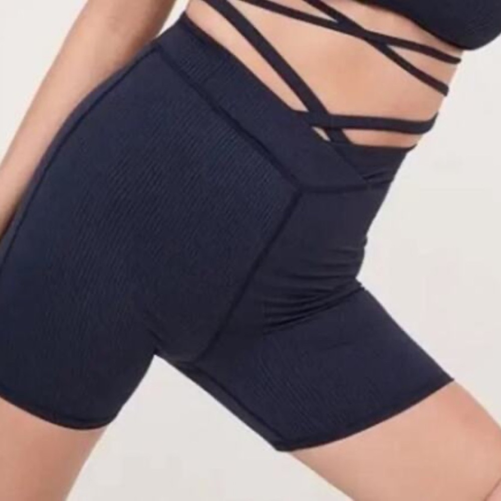 FOR LOVE & LEMONS Chloe Ribbed Biker Shorts in Midnight Blue Size XXS
